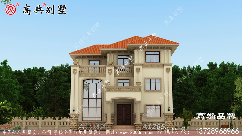 厨房旁边有储藏室和餐厅设计，热菜上桌不非常方便